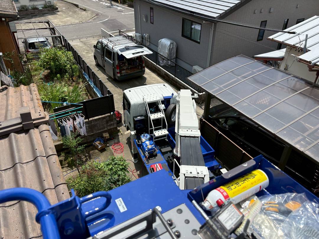 2026/06/29 豊田にてコウモリ対策！屋根瓦の隙間に侵入するコウモリ！